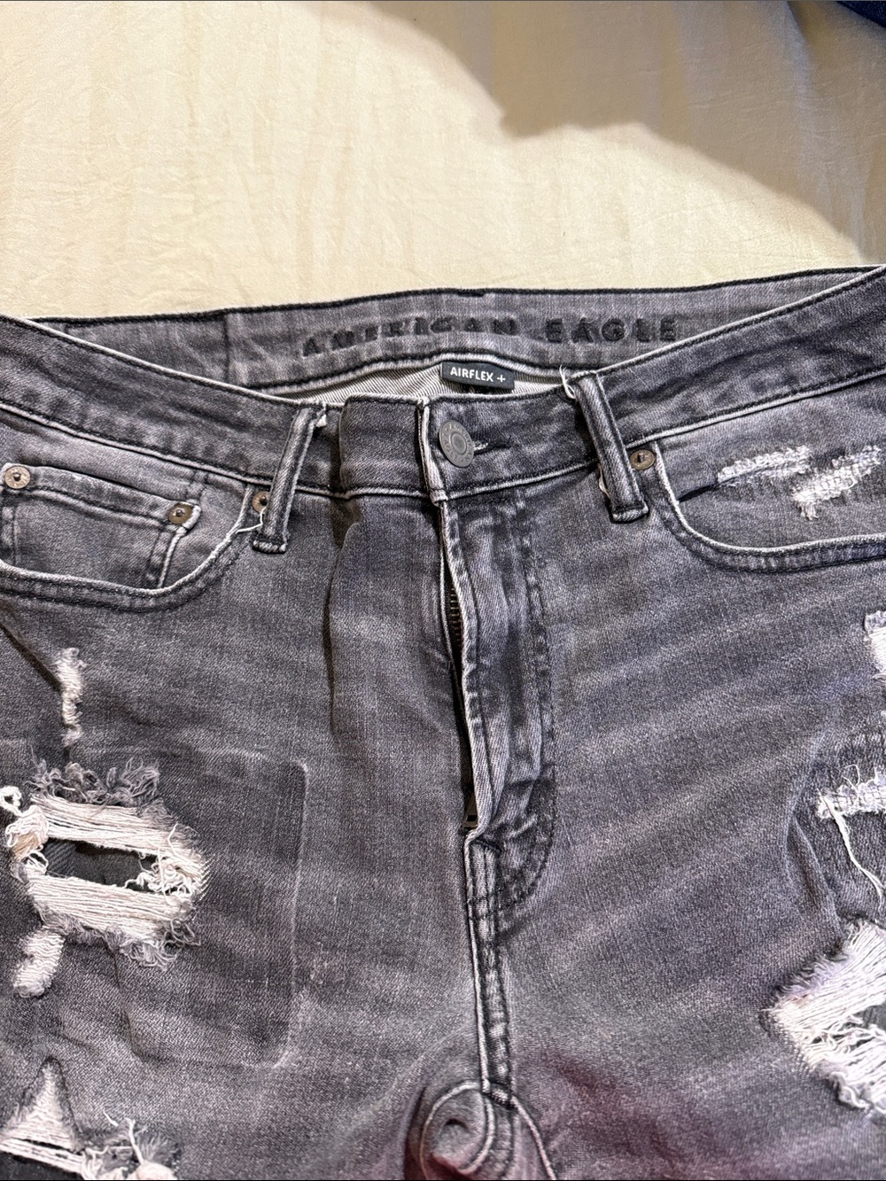 American Eagle Outfitters Men’s Distressed Grey Jeans